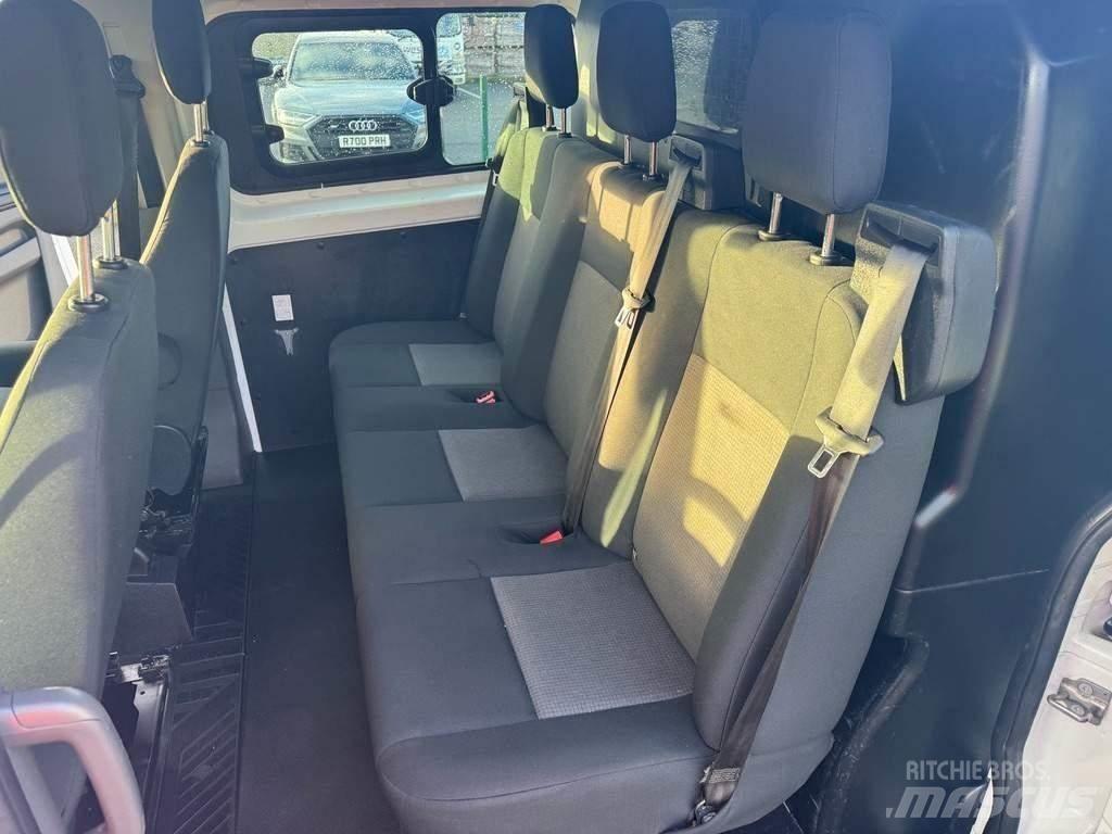 Ford  Микроавтобусы