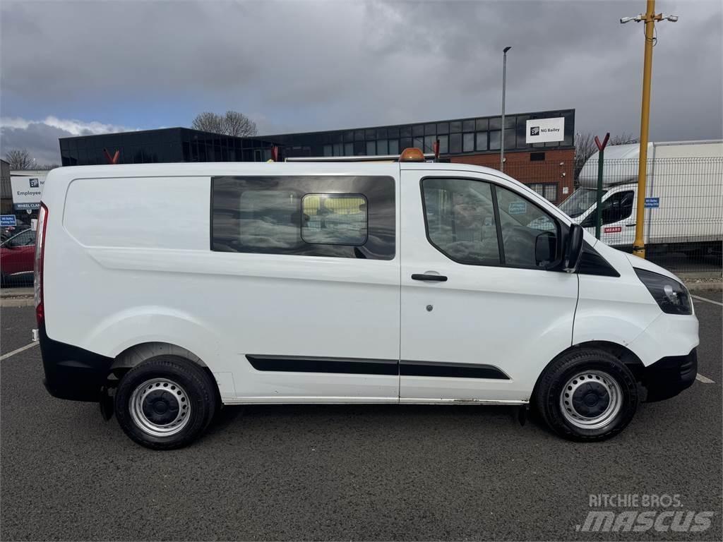 Ford  Микроавтобусы