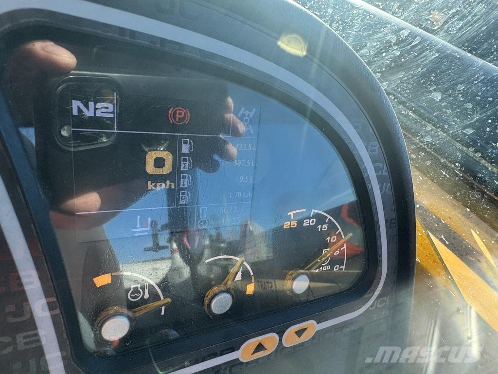 JCB  Телескопические погрузчики