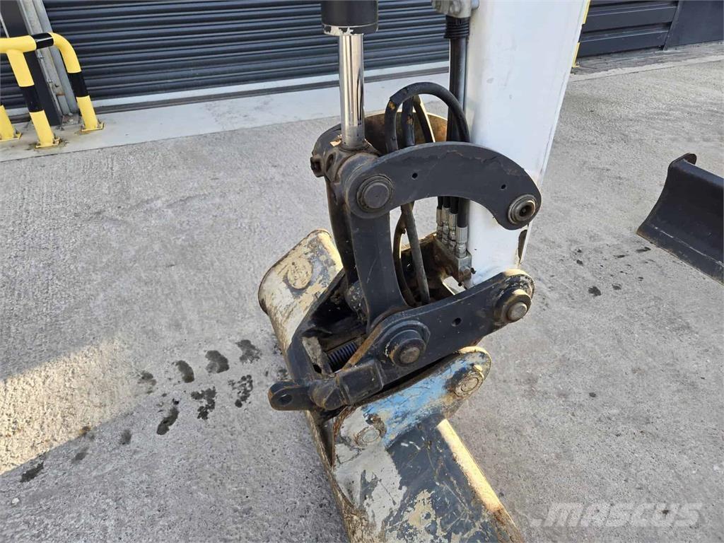 Bobcat E27 Мини-экскаваторы