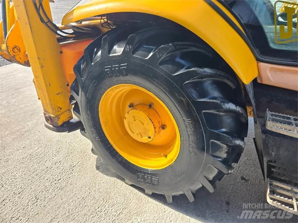 JCB 3CX Экскаваторы-погрузчики