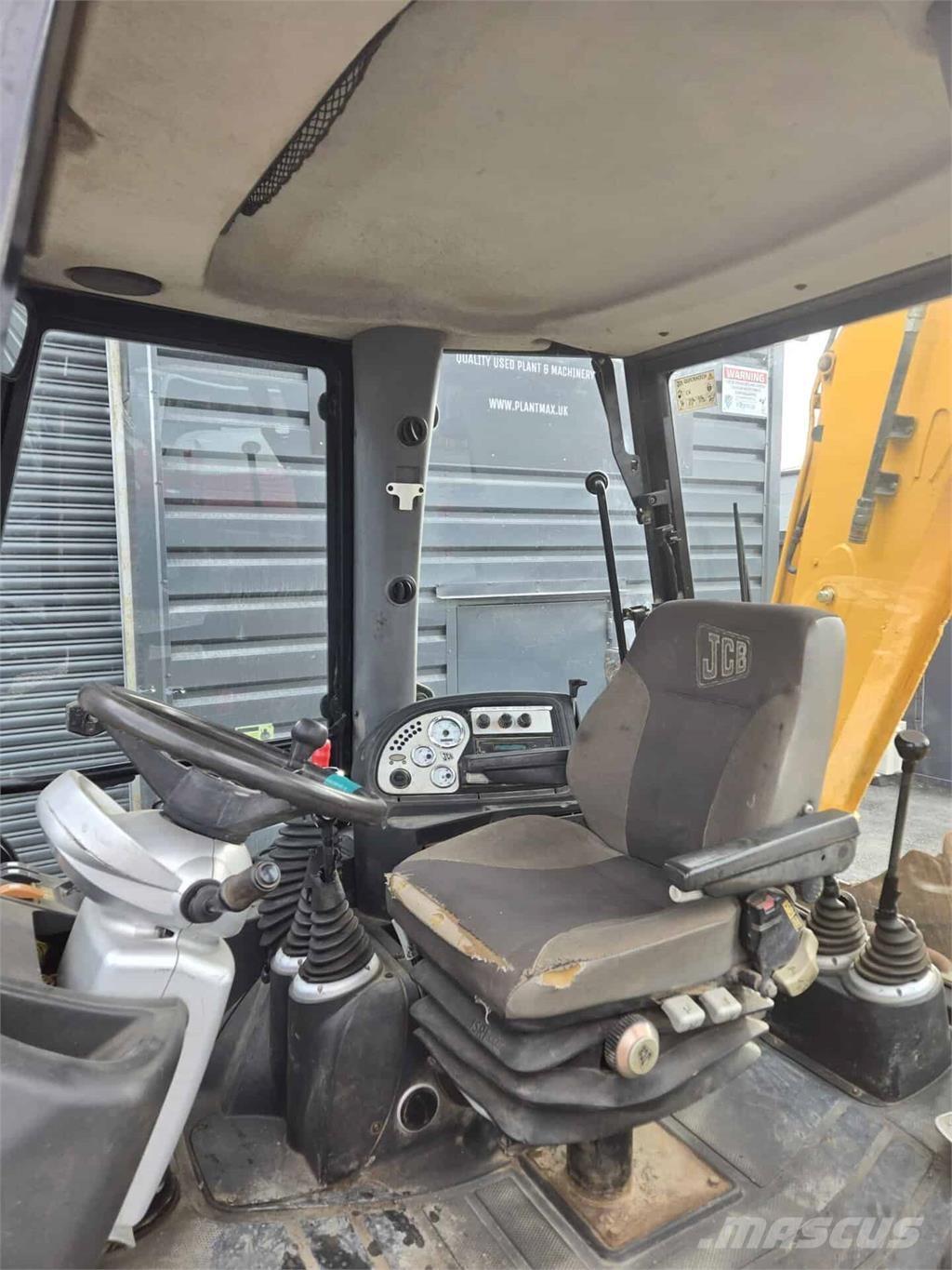 JCB 3CX Экскаваторы-погрузчики