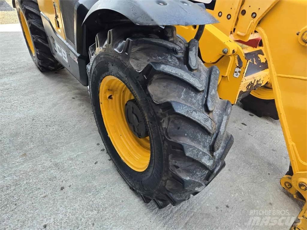 JCB 535-95 Телескопические погрузчики