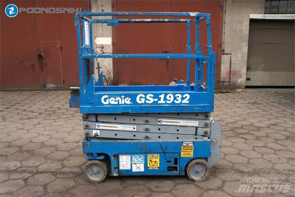 Genie 1932 Ножничные подъемники
