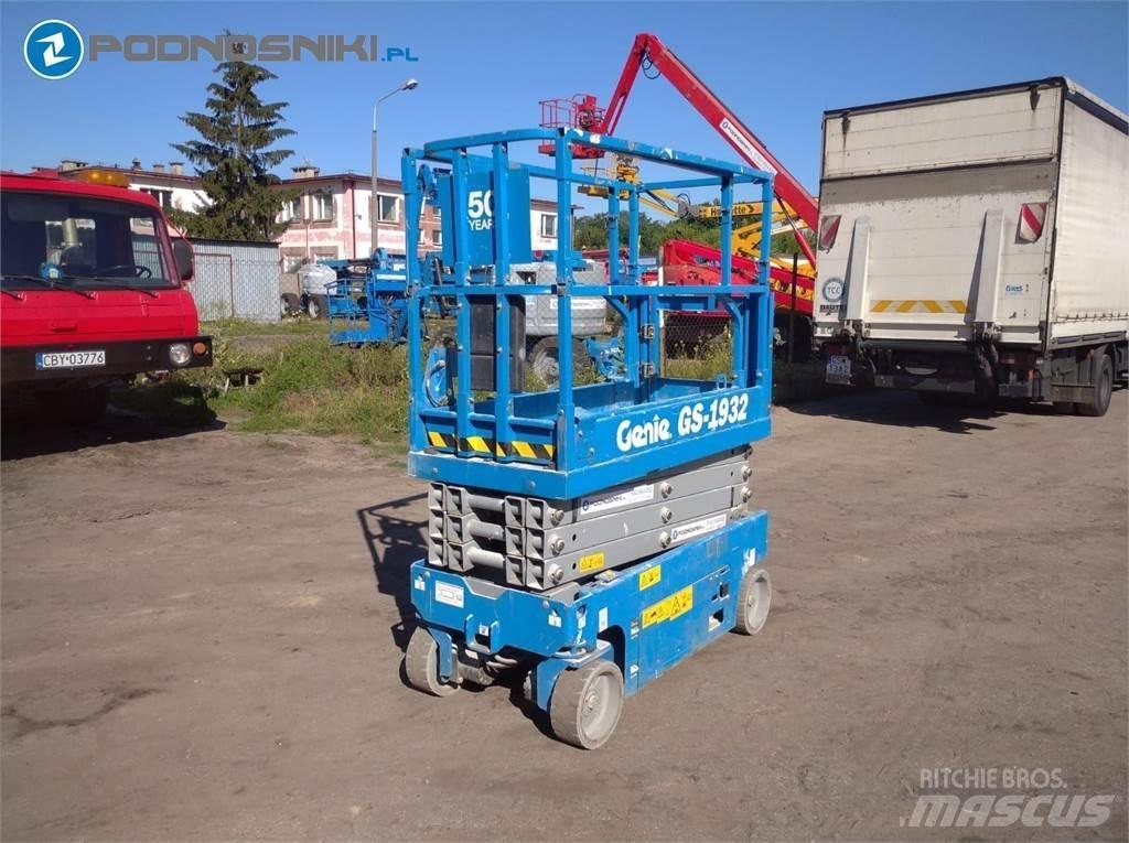 Genie 1932 Ножничные подъемники