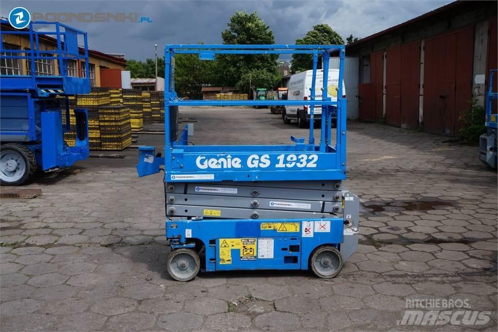 Genie 1932 Ножничные подъемники