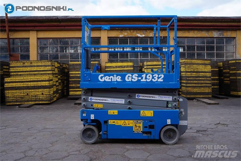 Genie 1932 Ножничные подъемники