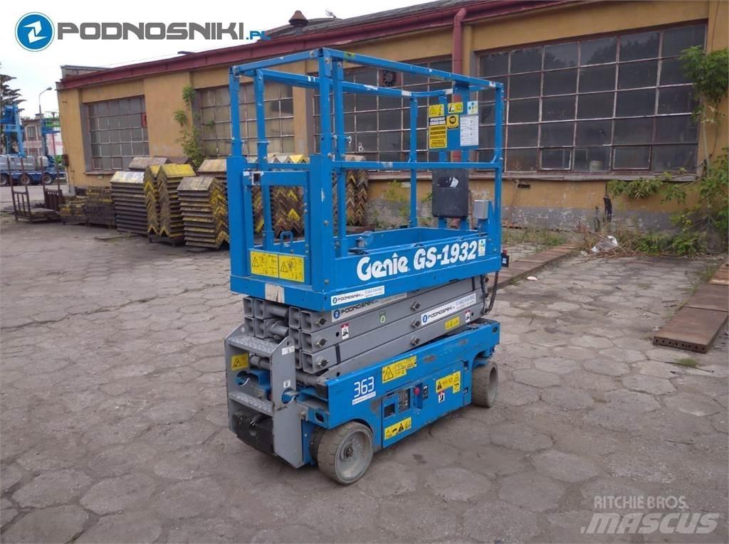 Genie 3219 Ножничные подъемники