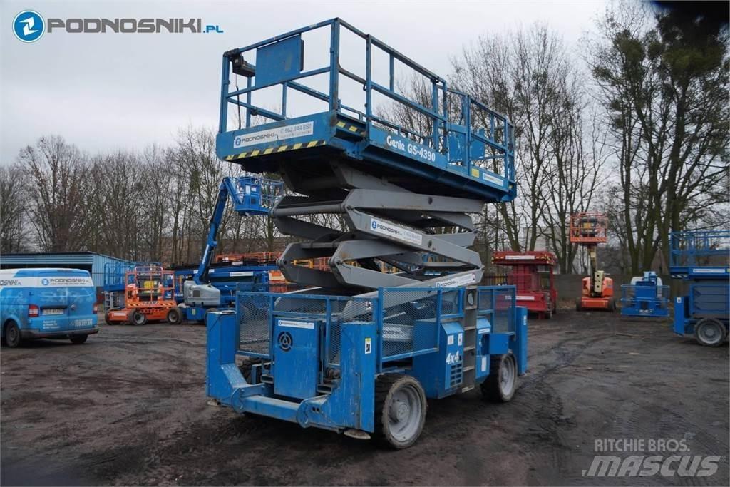 Genie 4390 Ножничные подъемники