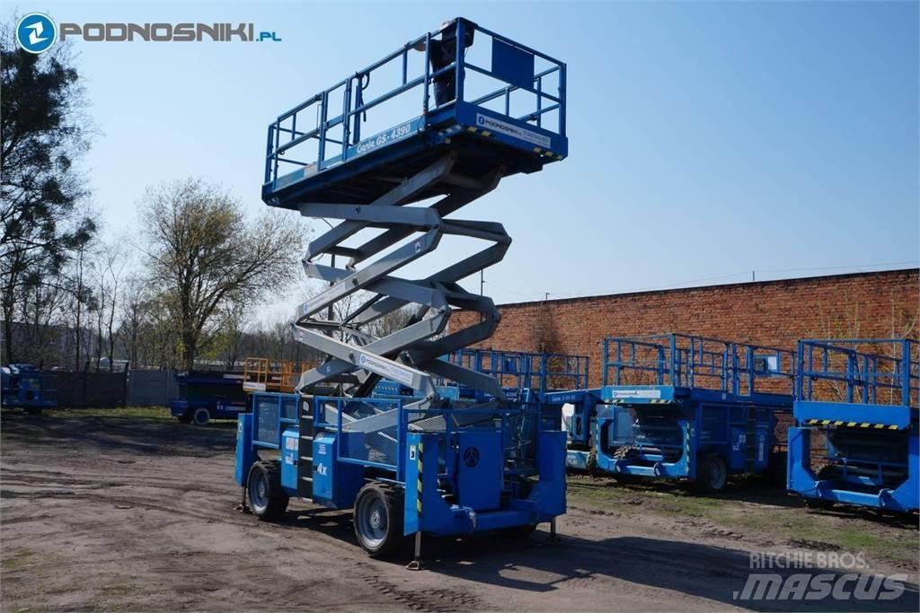 Genie 4390 Ножничные подъемники