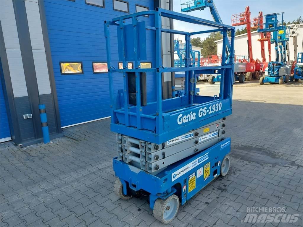 Genie GS-1930 Ножничные подъемники