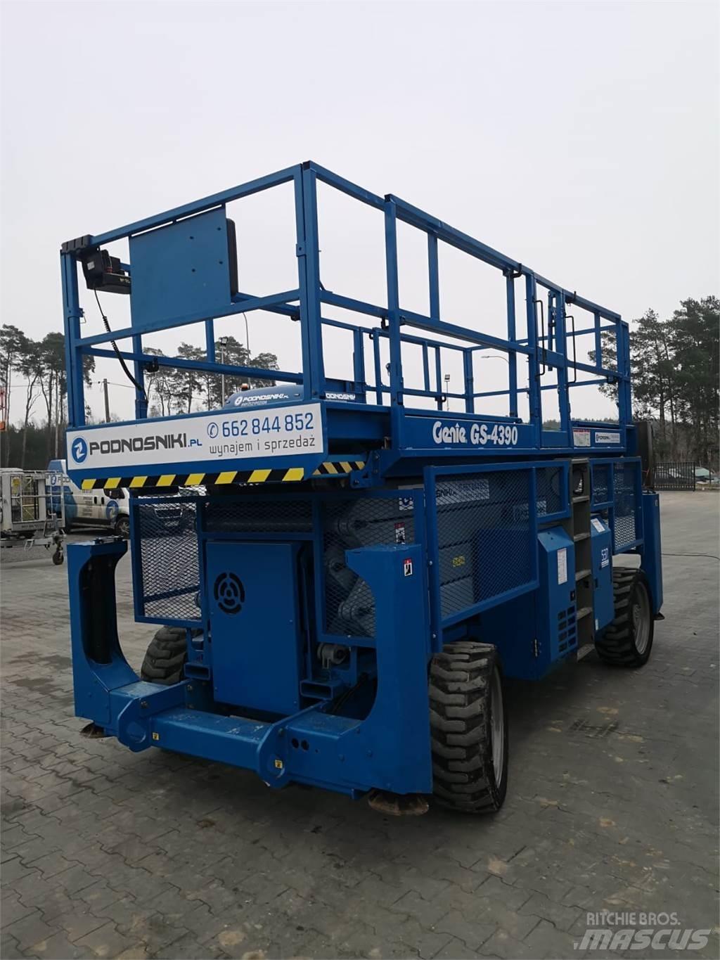 Genie GS-4390 Ножничные подъемники