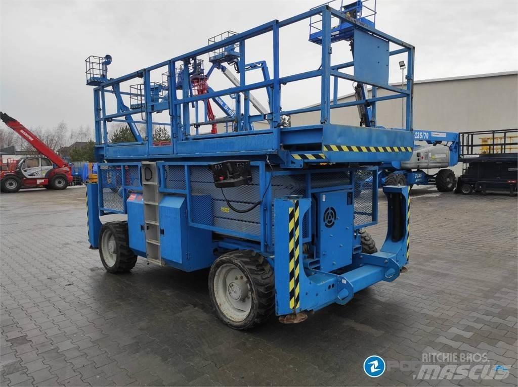 Genie GS-4390 Ножничные подъемники