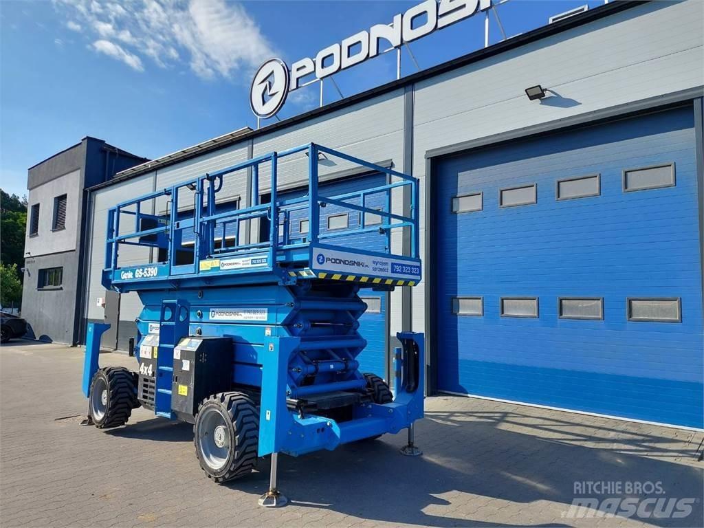 Genie GS-5390 RT Ножничные подъемники