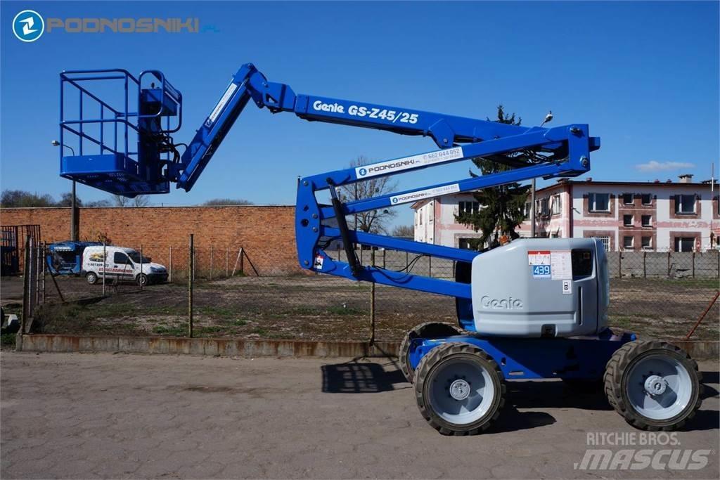 Genie Z45/25J Коленчатые подъемники