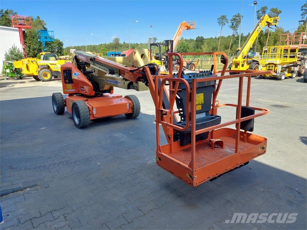 JLG E450AJ Коленчатые подъемники