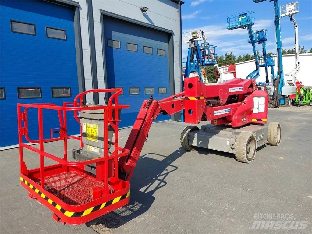 JLG M450AJ Коленчатые подъемники