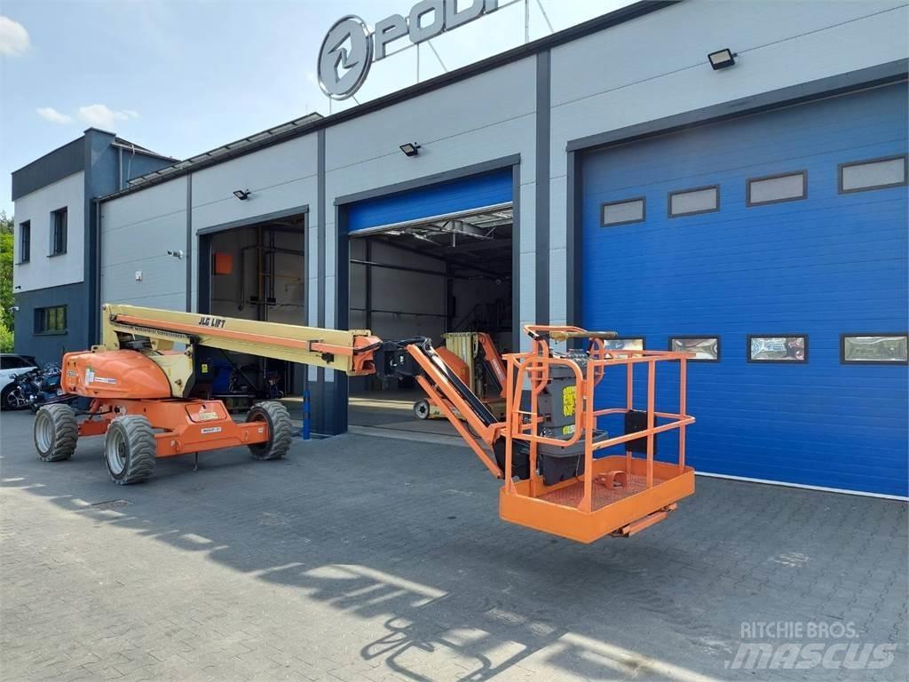 JLG M600JP Коленчатые подъемники