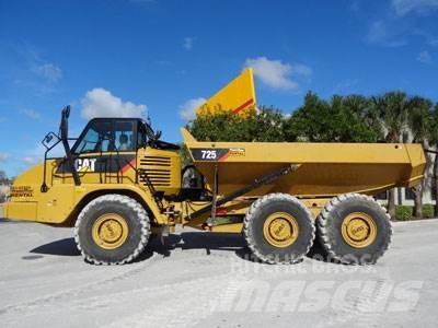 CAT 725 Шарнирно-сочленённые самосвалы
