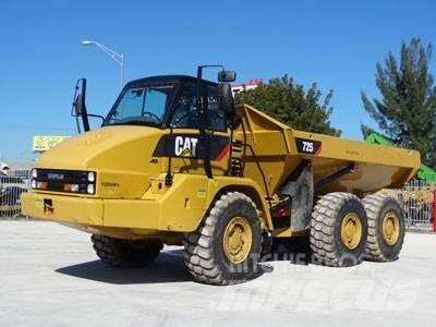 CAT 725 Шарнирно-сочленённые самосвалы