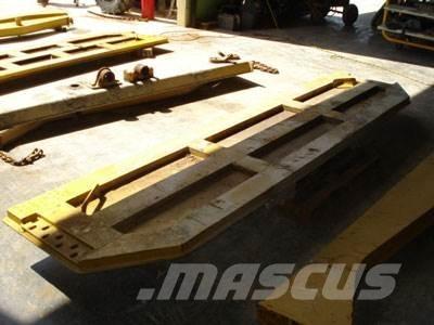CAT 740 Tailgate Компоненты строительной техники