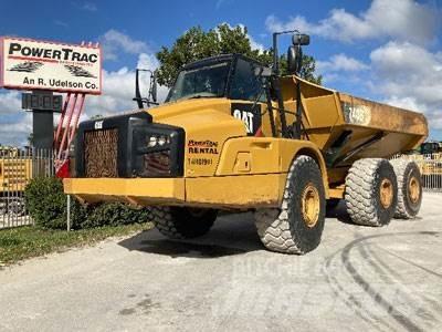 CAT 740B Шарнирно-сочленённые самосвалы