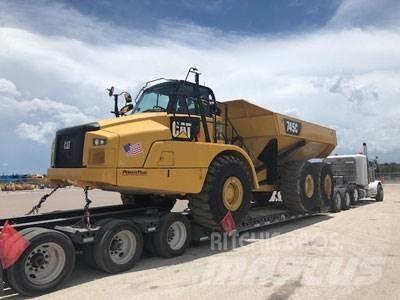 CAT 745C Шарнирно-сочленённые самосвалы