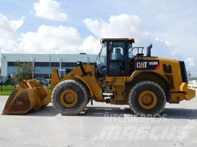 CAT 950M Фронтальные погрузчики