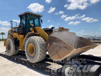 CAT 950M Фронтальные погрузчики