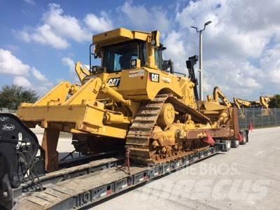 CAT D8T Гусеничные бульдозеры