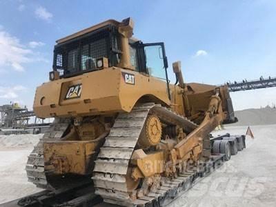CAT D8T Гусеничные бульдозеры