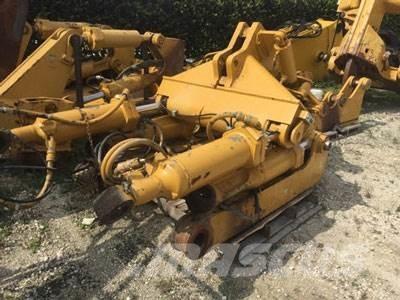 CAT D8T Ripper, S/S Компоненты строительной техники
