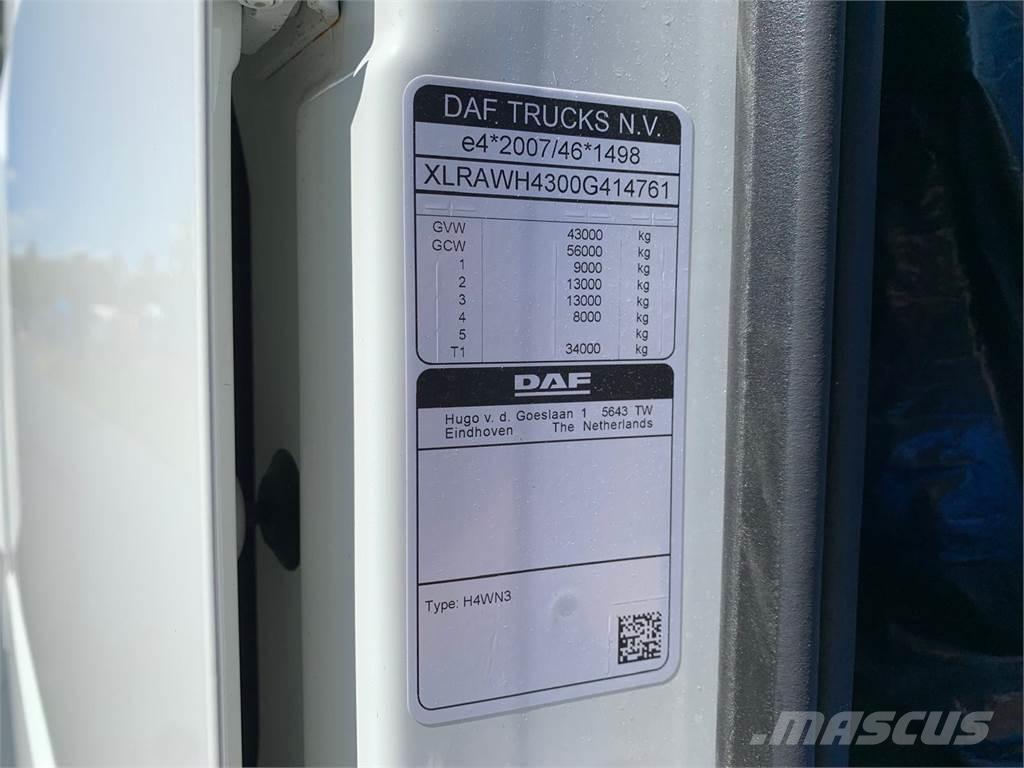 DAF XF 430 8x4*4 Шасси с кабиной