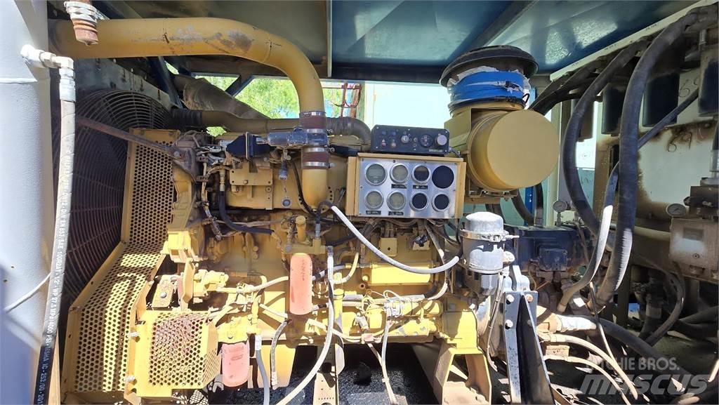 CAT C15 Строительная техника - Другие