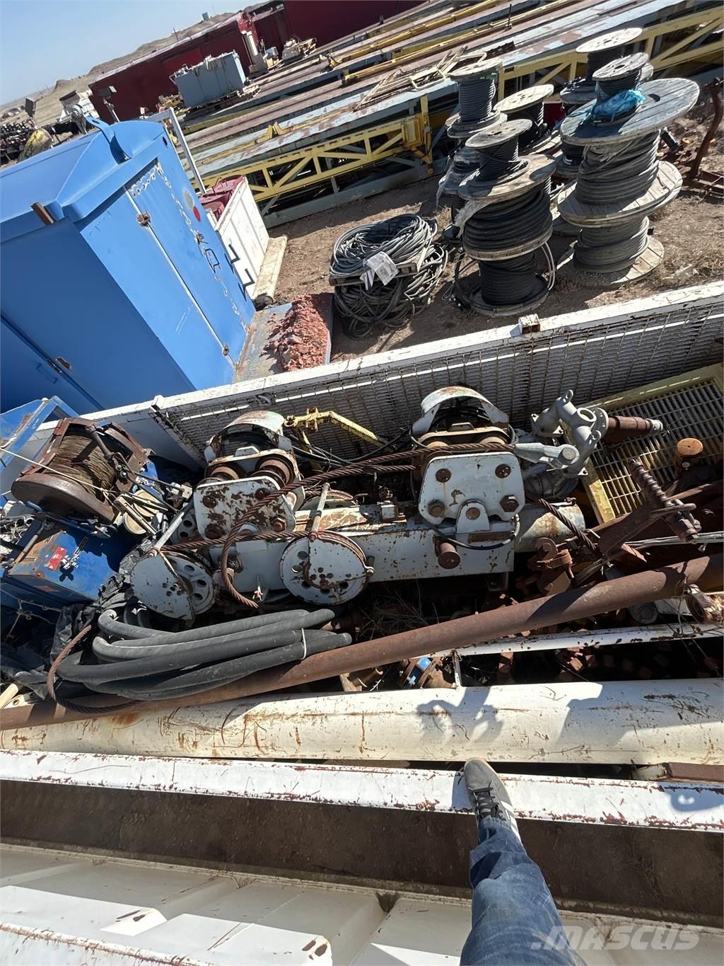  JUNK BASKET Строительная техника - Другие