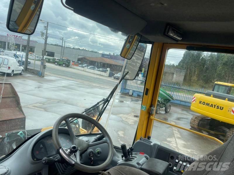 Volvo L 90 E Фронтальные погрузчики
