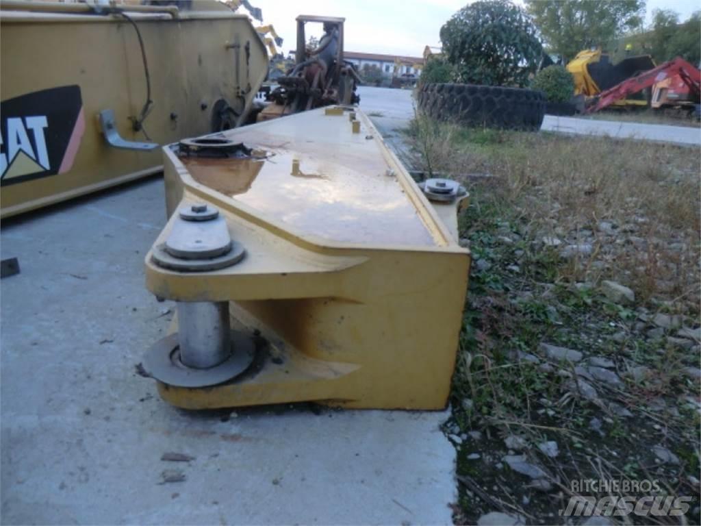 CAT 225 Строительная техника - Другие