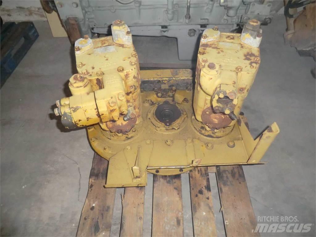 CAT 225 Строительная техника - Другие