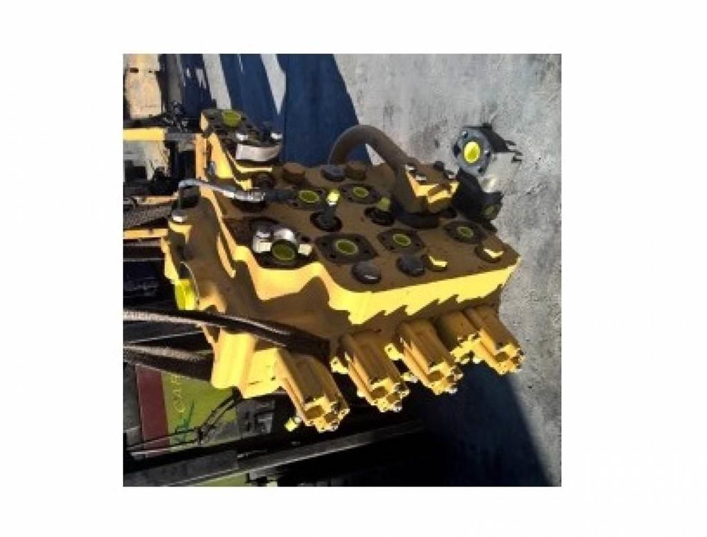 CAT 231D Строительная техника - Другие