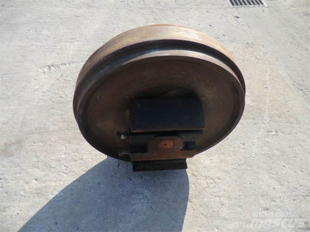 CAT 231D Гусеницы и цепи