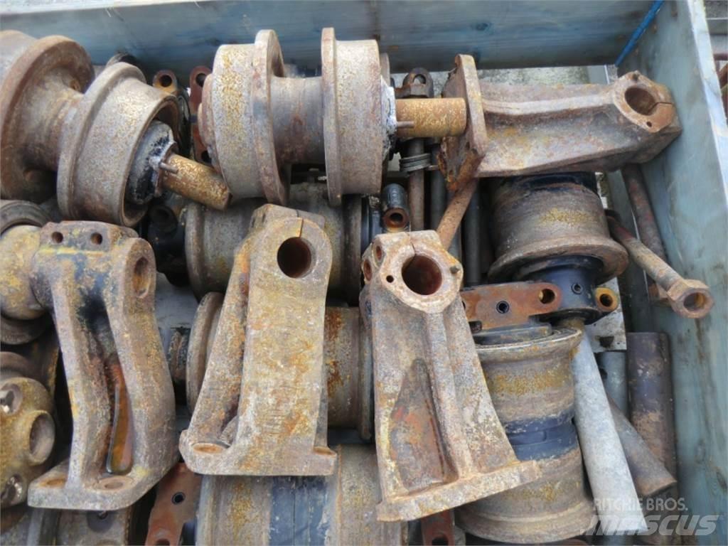 CAT 231D Гусеницы и цепи