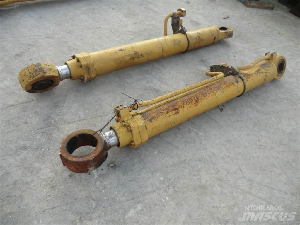 CAT 231D Строительная техника - Другие