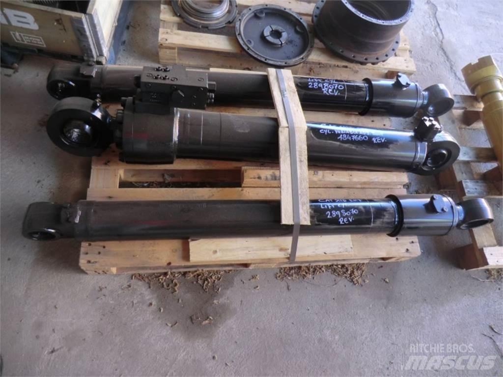 CAT 312D Строительная техника - Другие
