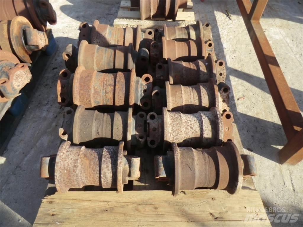 CAT 320 Гусеницы и цепи