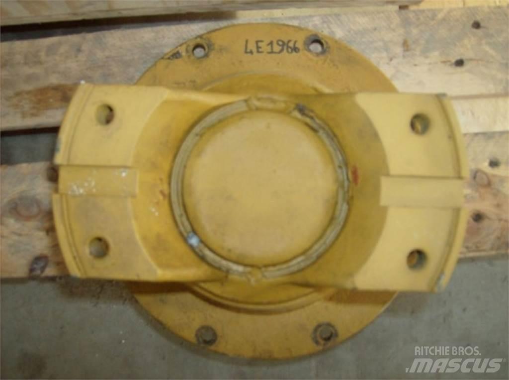 CAT 438C Строительная техника - Другие