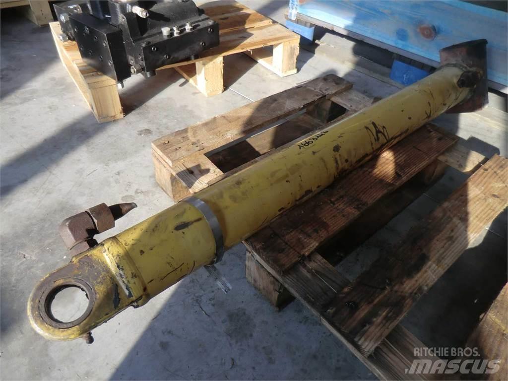CAT 438C Строительная техника - Другие