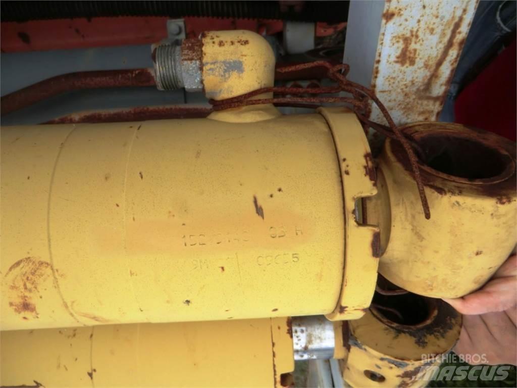 CAT 438C Строительная техника - Другие
