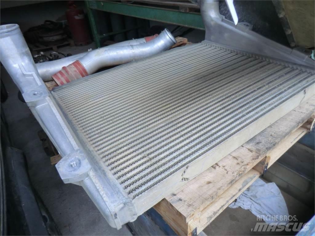 CAT 735 Строительная техника - Другие