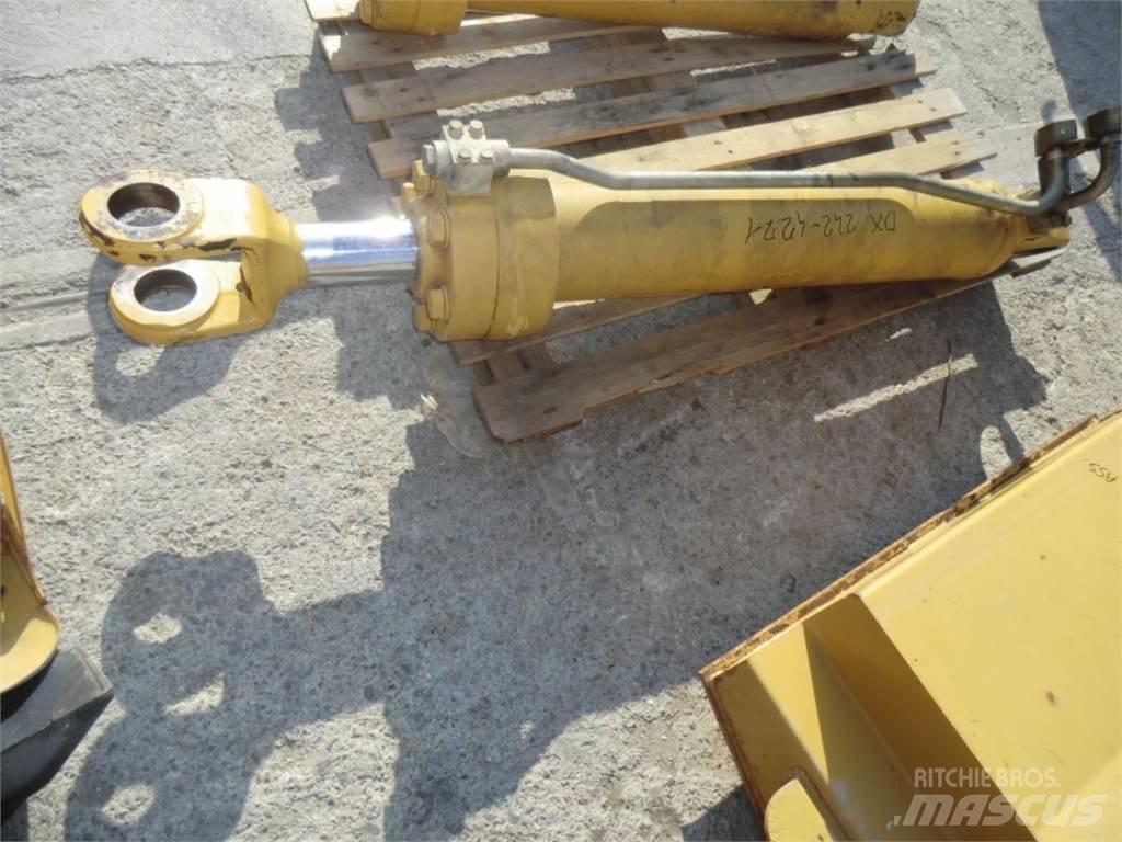 CAT 735 Строительная техника - Другие