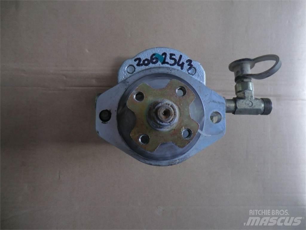 CAT 735 Строительная техника - Другие